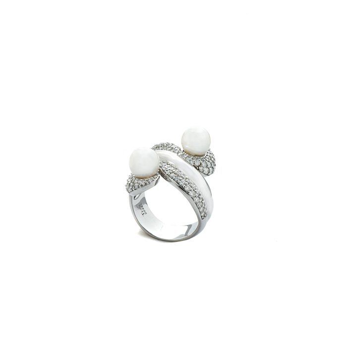 Pearl and diamond ring2