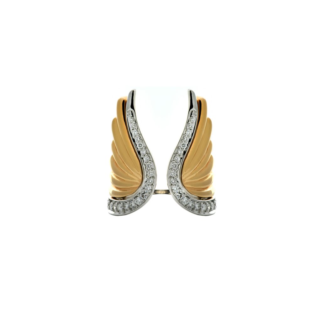 Goharbin Diamond ring with wing design