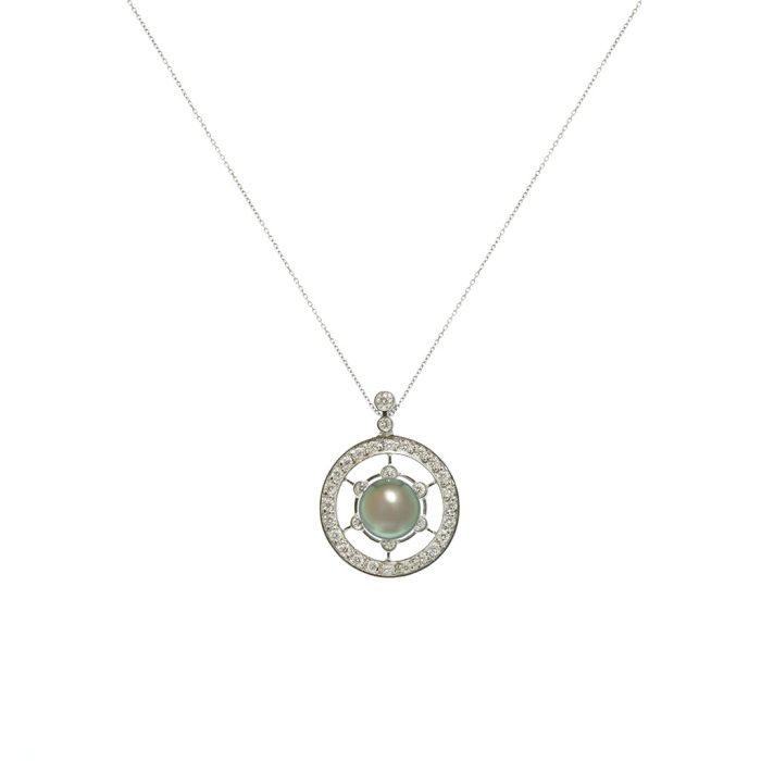 Circle Diamond Pearl Pendant