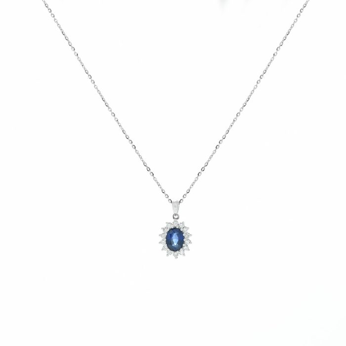 Goharbin oval Sapphire diamond pendant